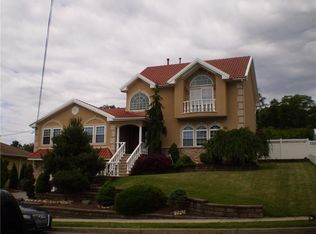 39 Hollander St, South River, NJ