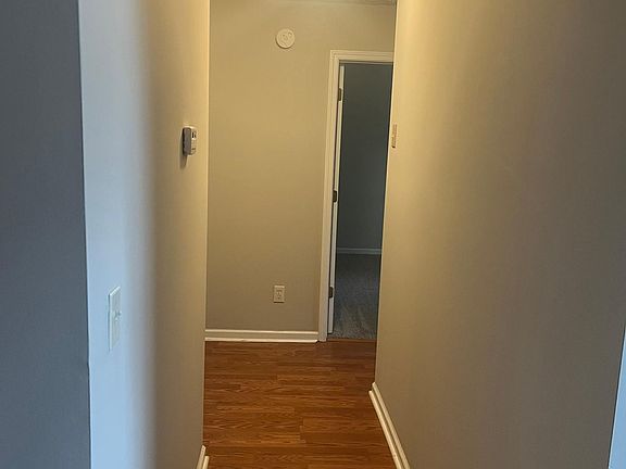 3rd image of 991 Garden Oak Ct