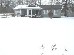 6358 Blossman Rd, Toledo, OH 43615