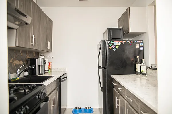 Rented by New York City Moves Team LLC | media 6