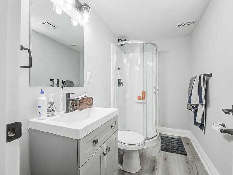 348 Spruce St #3 — Photo 18