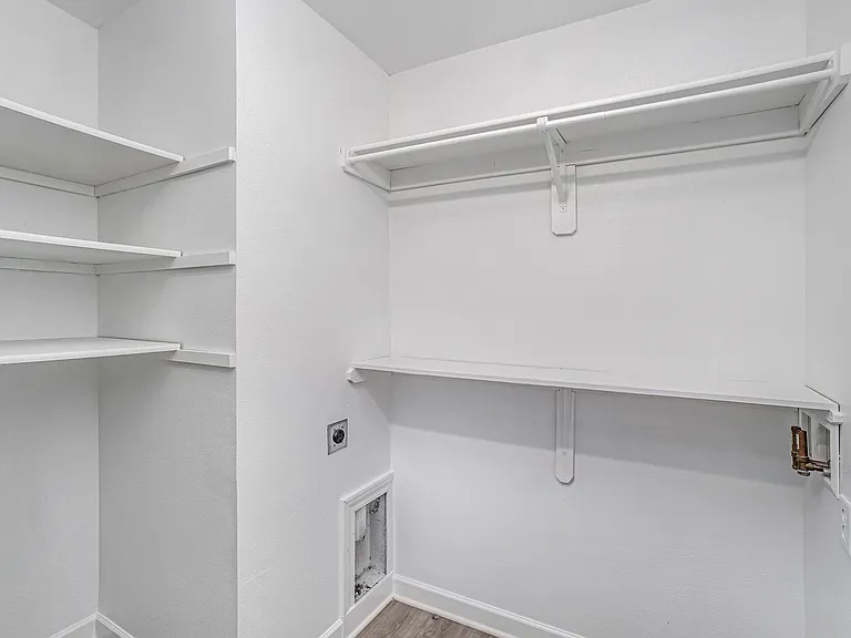 University Park TownHomes - 16432 — Photo 20
