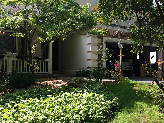 2nd image of 1135 Lasalette Dr SE