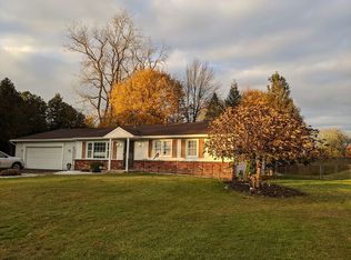 36 Woodcrest Cir, Fairport, NY 14450