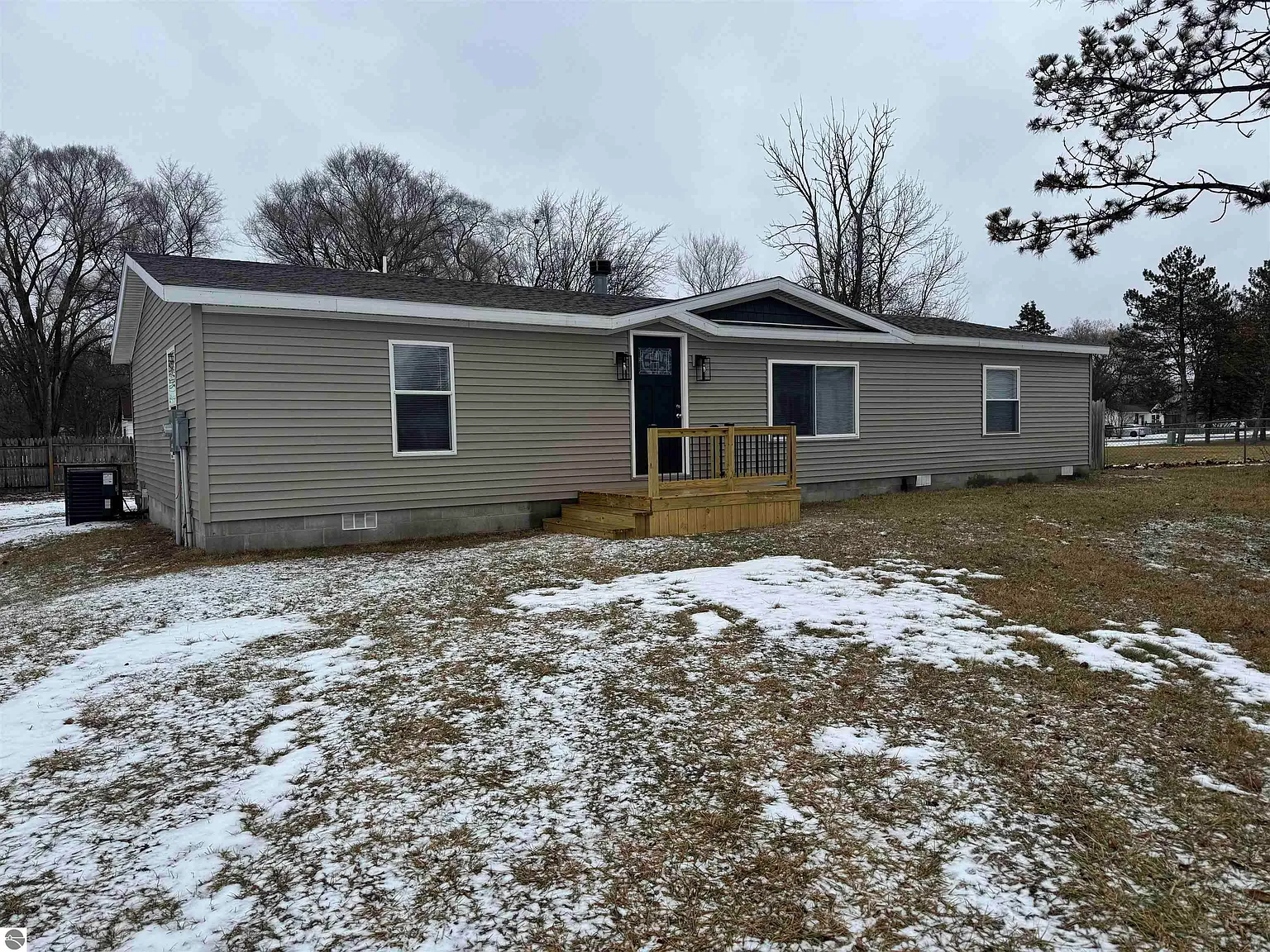 5281 Jonathon Ln photo 1