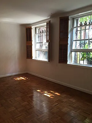 Rented by Brooklyn Bridge | media 9