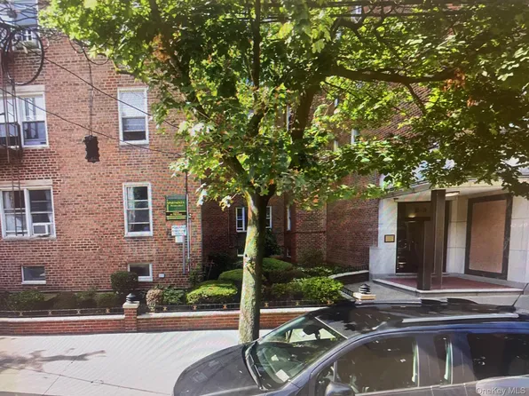 65-70 Booth Street #2B, Rego Park, NY 11374