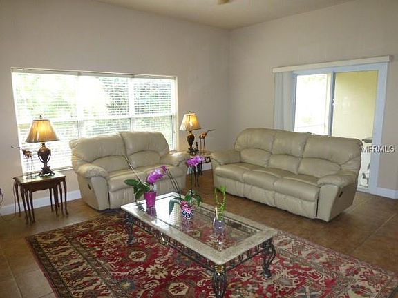 4th image of 4236 Hidden Lake Dr