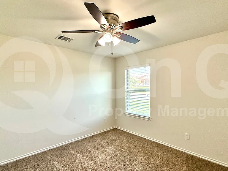 1113 Meadow Side Dr — Photo 9