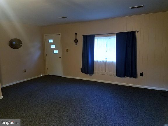 2nd image of 267 Shorewood Dr