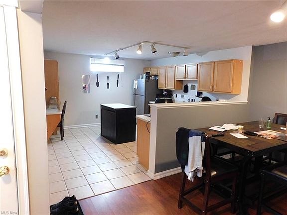 5th image of 421 Bank St Unit 421U