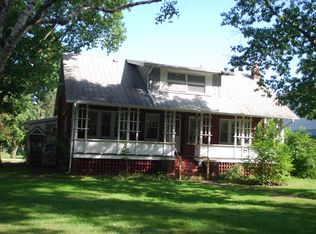 8124 W 27th St, Riverside, IL 60546