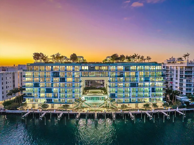 9201 E Bay Harbor Lph_711 #LPH_711 — Photo 26
