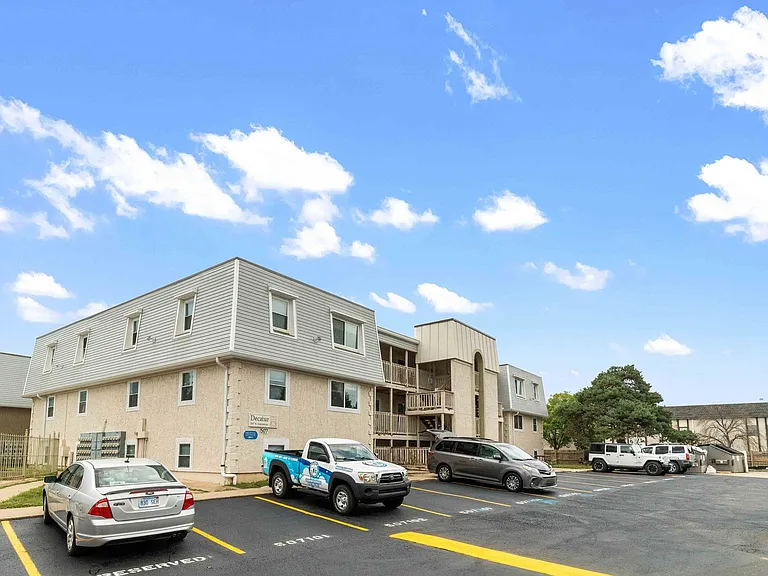 Fountainridge Apartments — Photo 45