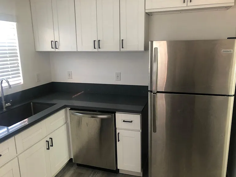 2139 Pacific Ave #C — Photo 2
