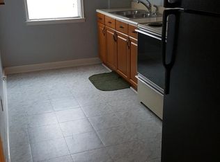 222 Southerly Rd, Baltimore, MD 21225