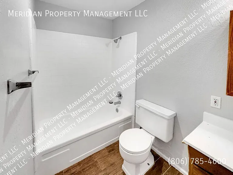 1712 Elkhart Ave #C — Photo 5