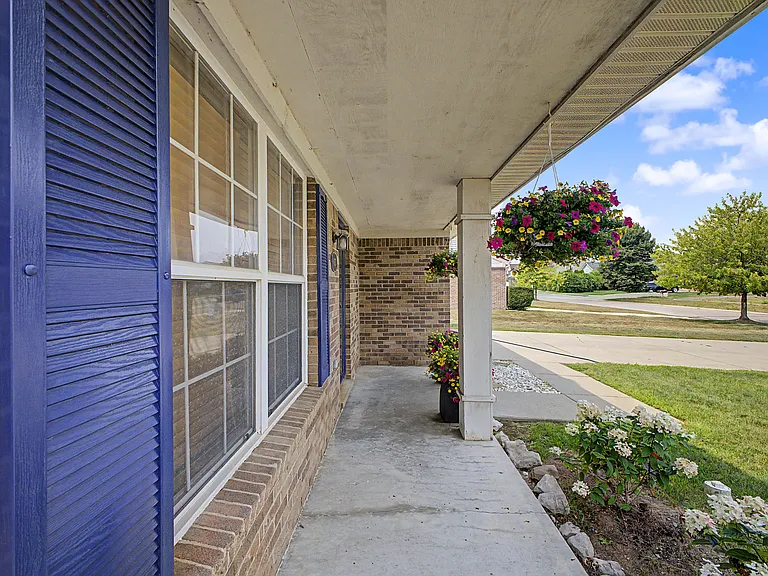41973 Milton Dr — Photo 11