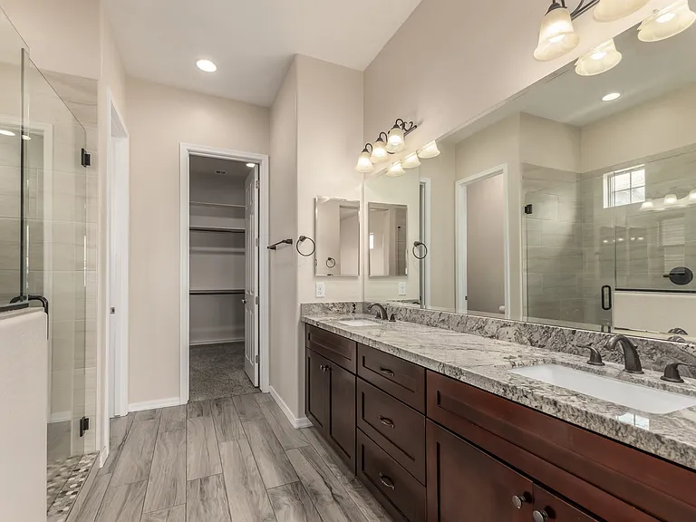 2338 W Sierra Vista Dr — Photo 12