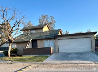 4401 Country Wood Ln #A, Bakersfield, CA 93313