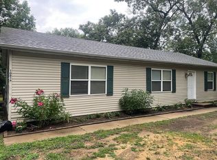 10816 Potomac Dr, Demotte, IN 46310