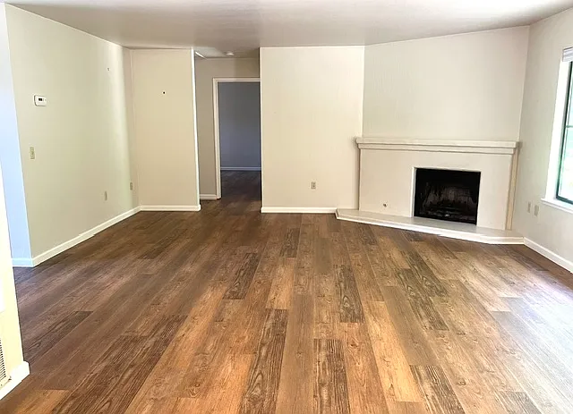 2217 Clay St — Photo 7