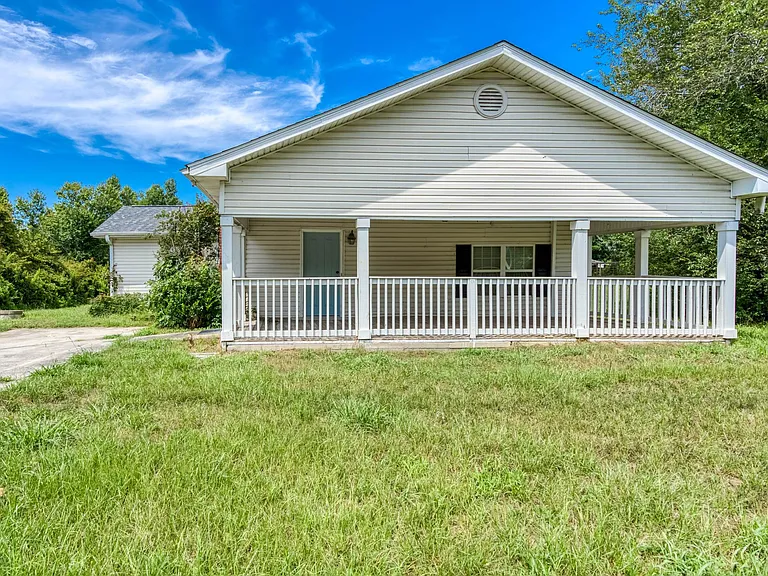 519 Nebo Rd — Photo 1