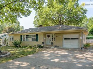 9721 E 27th St S, Independence, MO 64052
