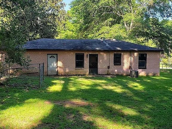 5th image of 1633 Buford Ave