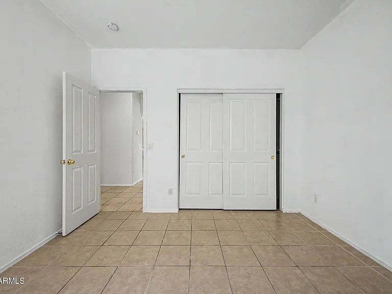 13271 W Clarendon Ave — Photo 26