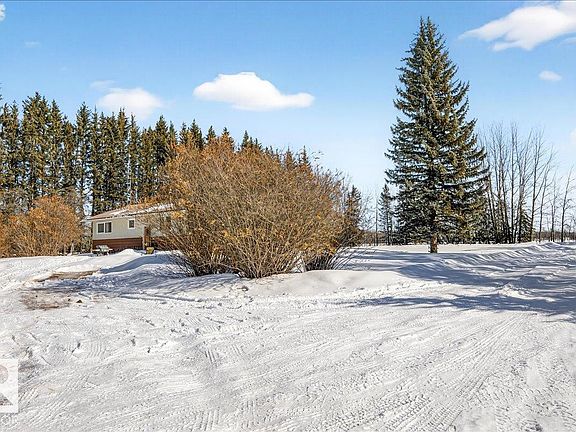 4th image of 64310 Range Rd #15