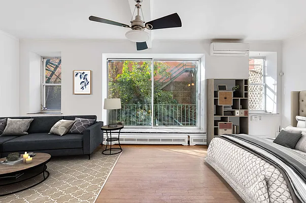 Rented by Cooper & Cooper Real Estate | media 9