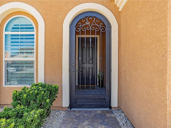 5th image of 1013 Bluebird Hill Ave