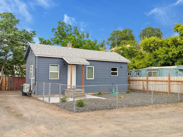 518 SW 14th St, Pendleton, OR 97801