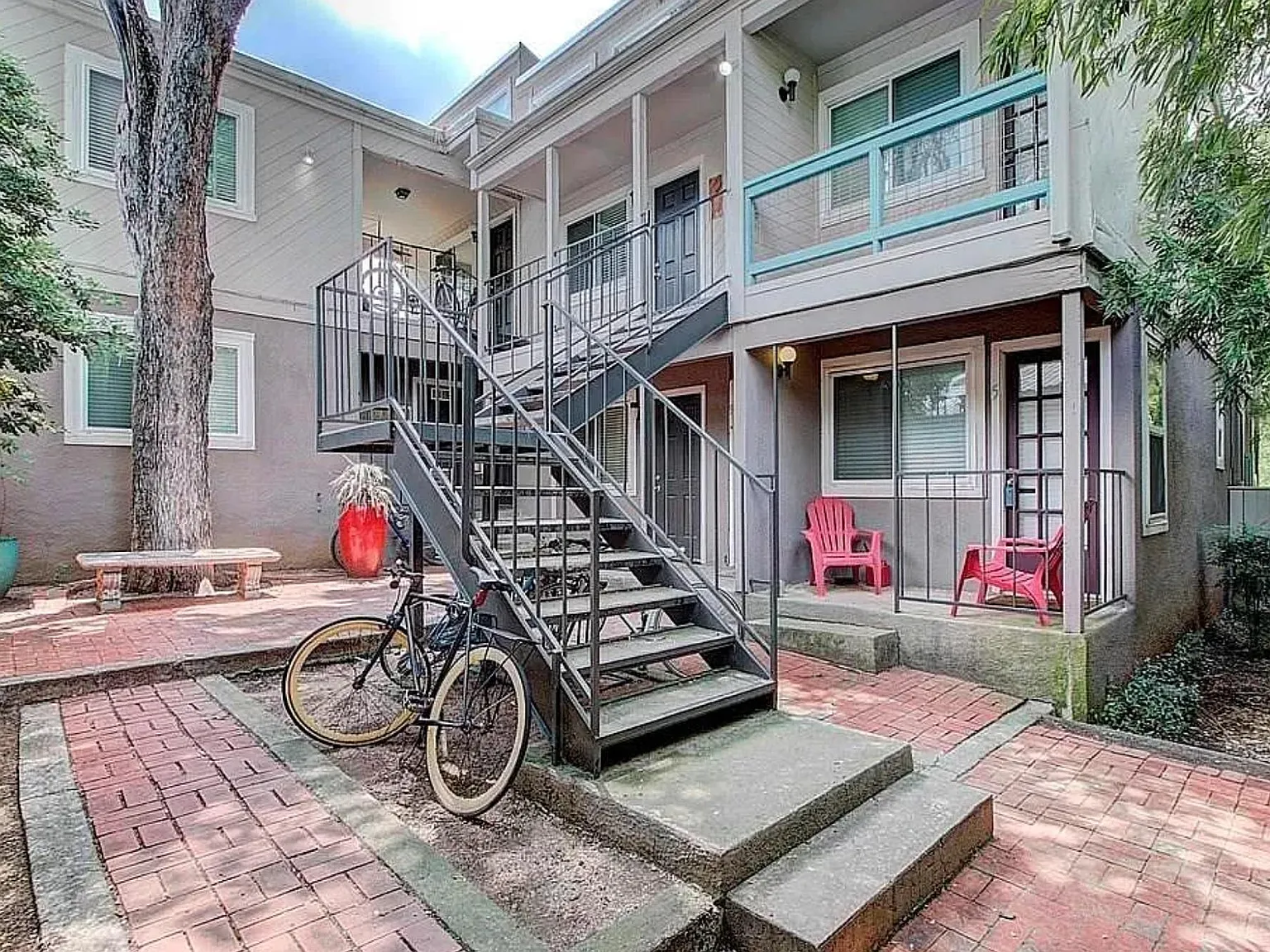 1 bed, 500 sqft, $1,195 — Photo 2