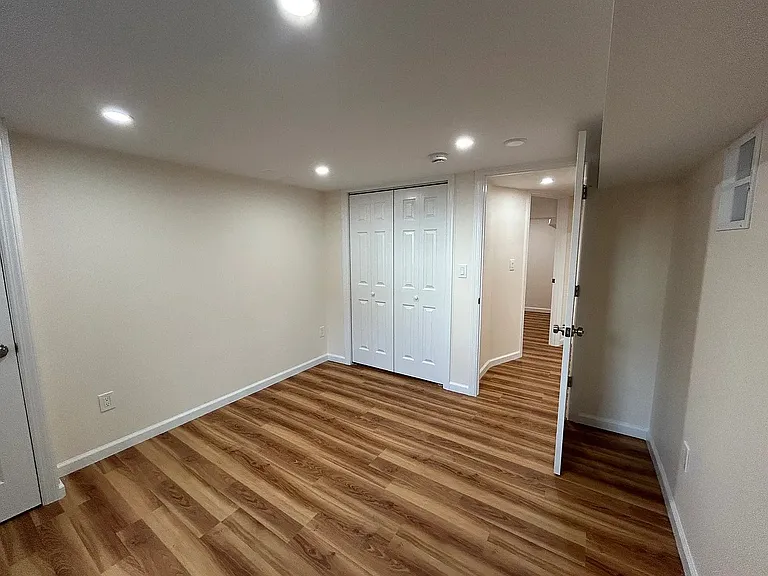 90 Havemeyer Ln #2 — Photo 9