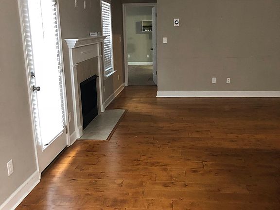 5th image of 107 Senah Dr