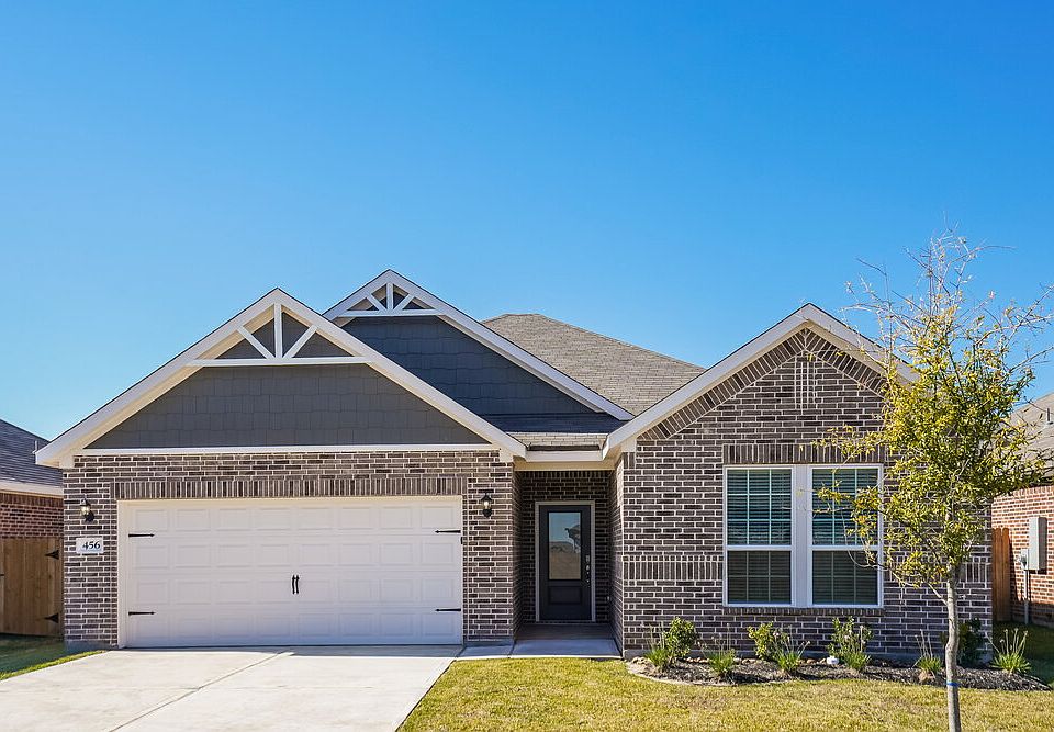 1st image of 456 Beechwood Hacienda Dr
