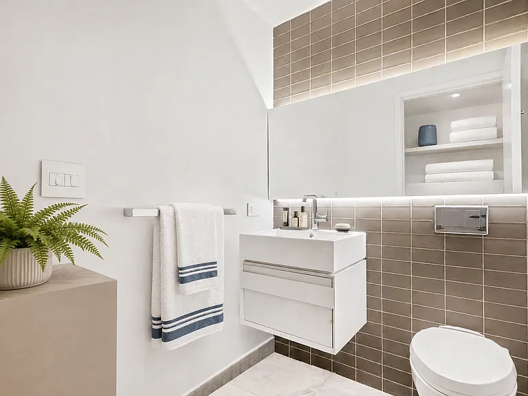 100 Norfolk St #3B — Photo 6