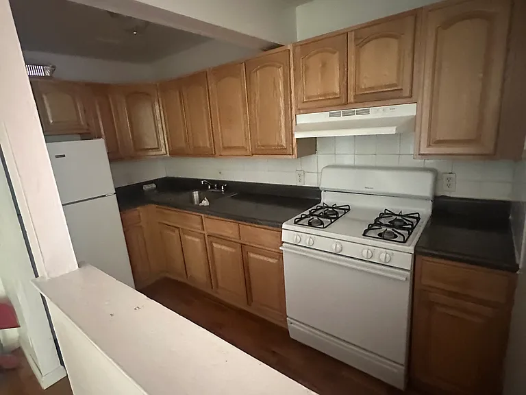37 Odell Ave #3AA — Photo 2
