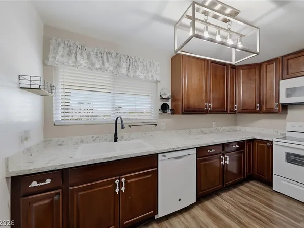 1303 Darlene Way APT 101B, Boulder City, NV 89005
