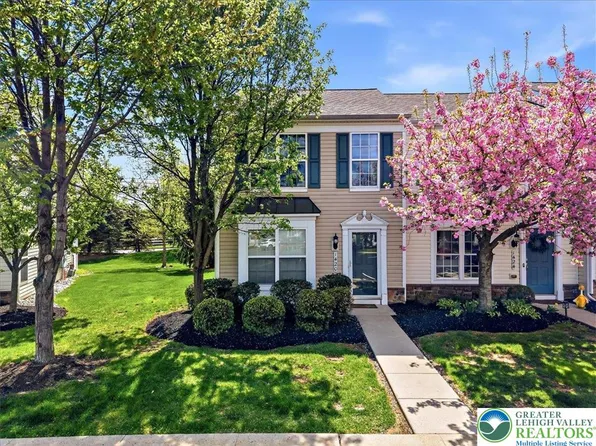1420 Artisan Ct, Upper Macungie Township, PA 18031
