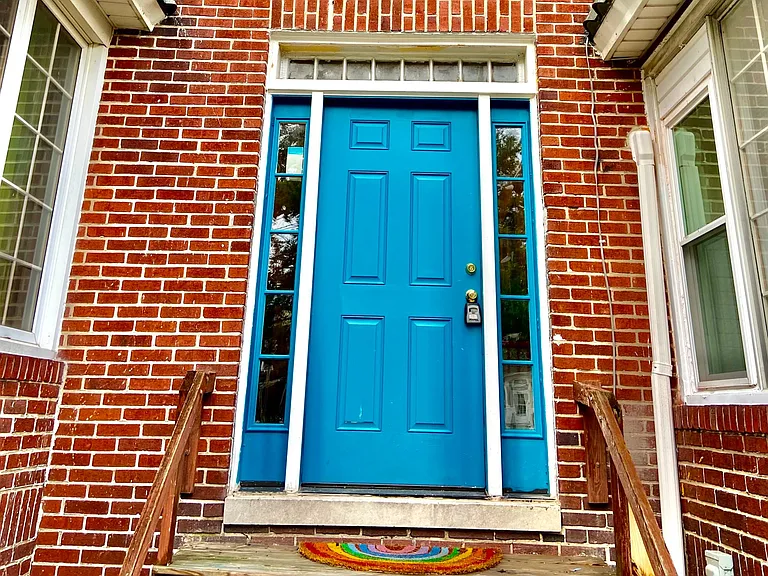 826 E 33rd St #1 — Photo 8