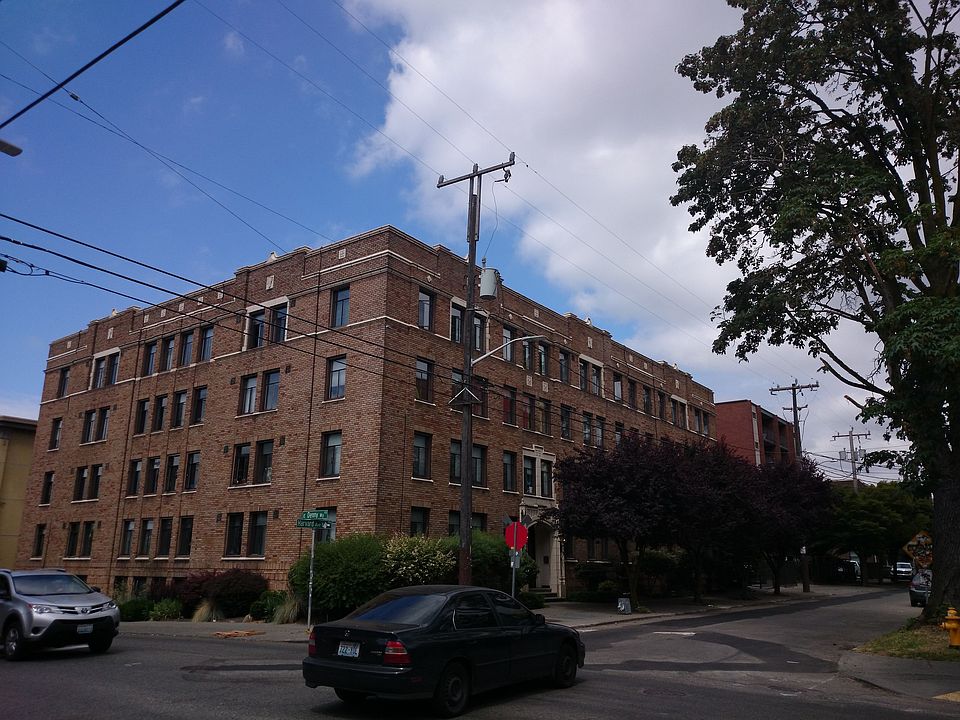 2nd image of 105 Harvard Ave E APT 307