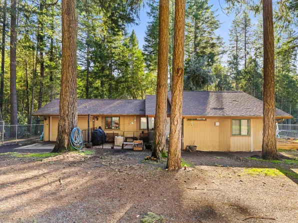 1492 Crooks Creek Rd, Selma, OR 97538