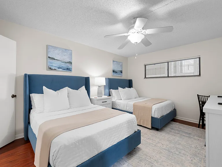 1104 Ben Franklin Dr #518 — Photo 13