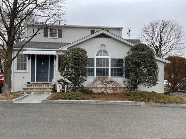 31 Ledge Ave #2, New Canaan, CT 06840