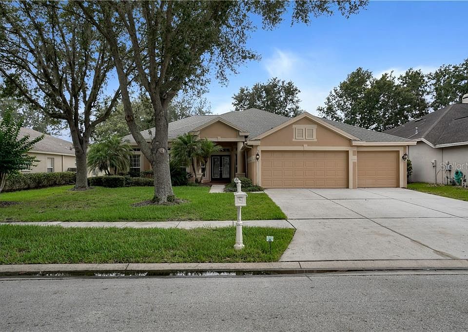 1st image of 10233 Shadow Branch Dr