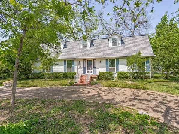 1050 Forestgrove Dr, Dallas, TX 75218