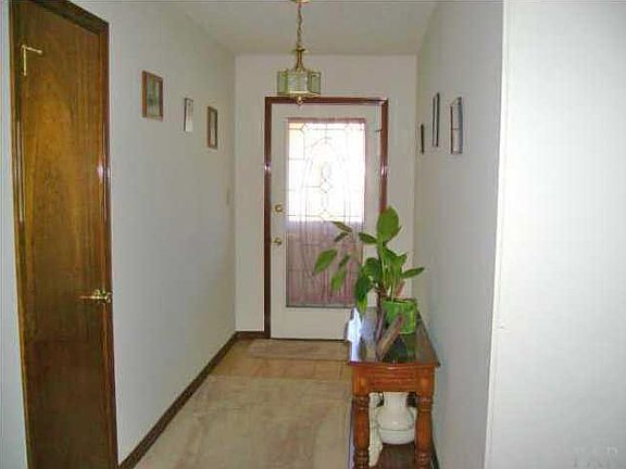 3rd image of 449 Peppertree Ter